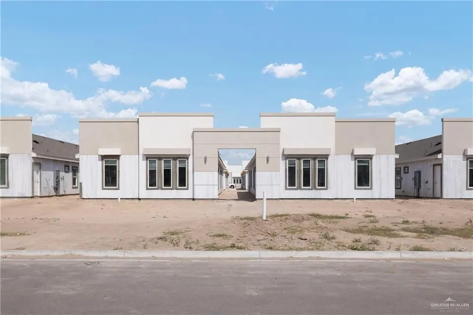 5-Unit Multifamily in Alton, TX, photo 1
