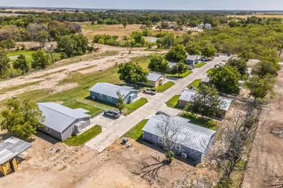 48-Unit Multifamily in La Coste, TX