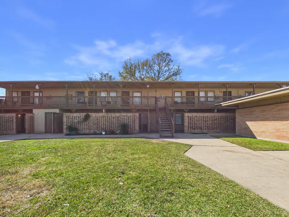 14-Unit Multifamily in Port Arthur, TX, photo 1