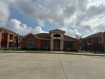 32-Unit Multifamily in Clute, TX