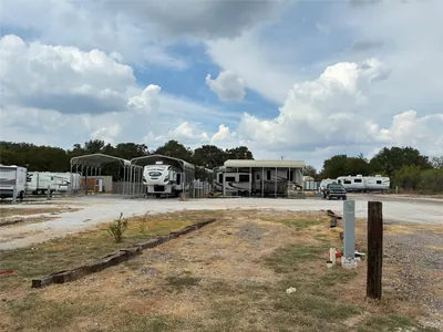 30-Unit Multifamily in Whitney, TX