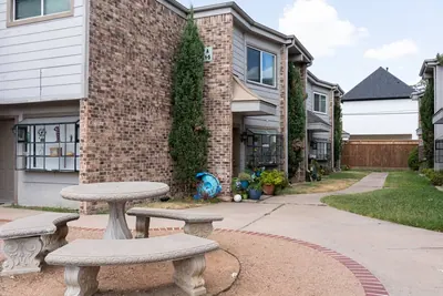 11-Unit Multifamily in Houston, TX