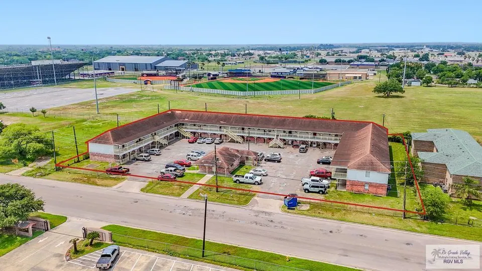 36-Unit Multifamily in Penitas, TX, photo 1