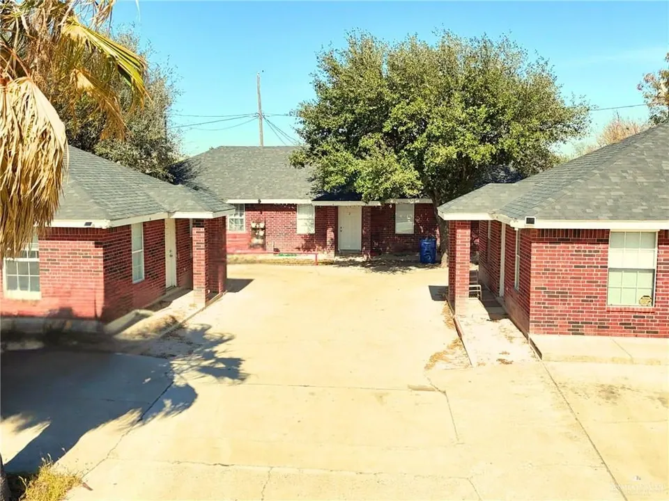 5-Unit Multifamily in La Joya, TX, photo 1