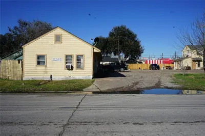 11-Unit Multifamily in Rosenberg, TX