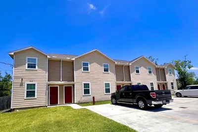 6-Unit Multifamily in Bacliff, TX
