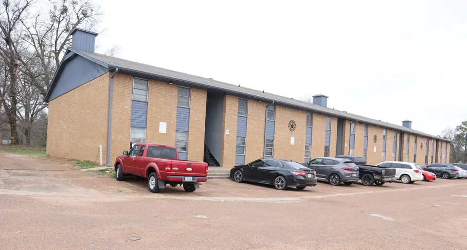 32-Unit Multifamily in Winnsboro, TX, photo 1