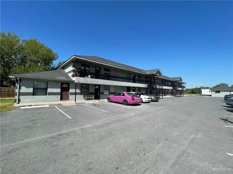 13-Unit Multifamily in Weslaco, TX, photo 1