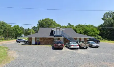 10-Unit Multifamily in Hooks, TX