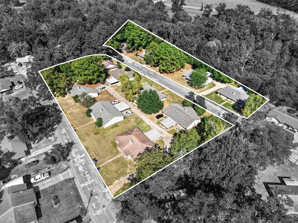 24-Unit Multifamily in Crockett, TX, photo 1