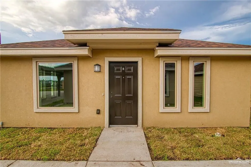 6-Unit Multifamily in Mission, TX, photo 1