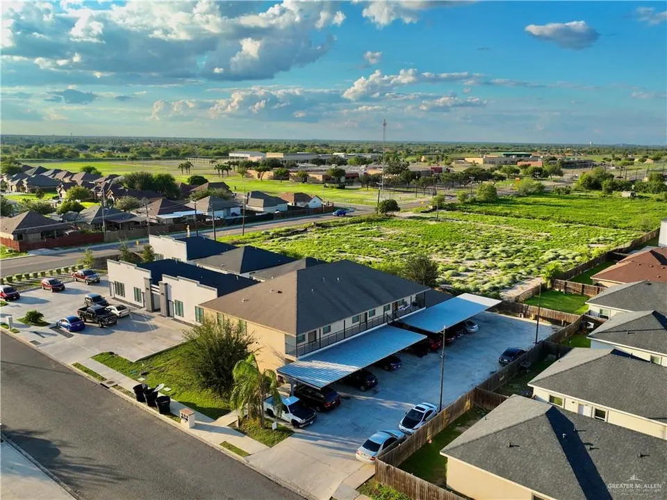 7-Unit Multifamily in Alton, TX, photo 1