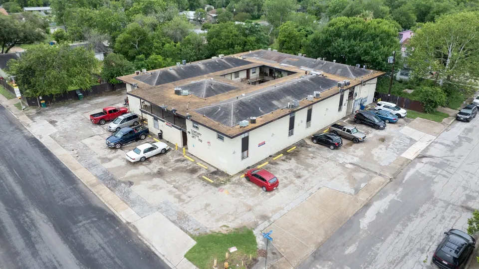 30-Unit Multifamily in San Antonio, TX, photo 1