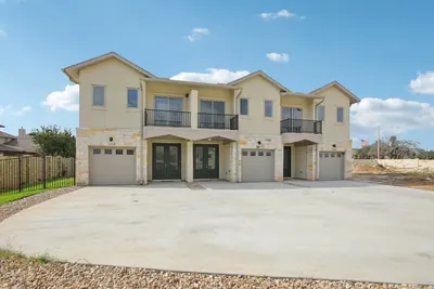 5-Unit Multifamily in Round Rock, TX, photo 1