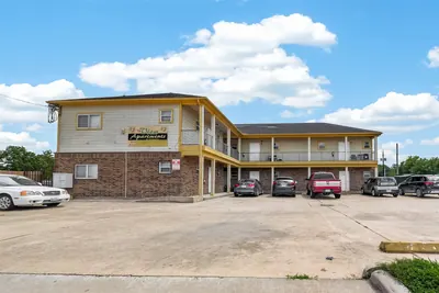 8-Unit Multifamily in Houston, TX