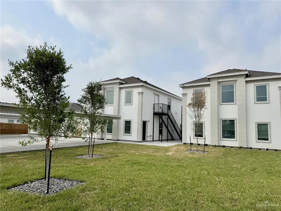 5-Unit Multifamily in Edinburg, TX, photo 1