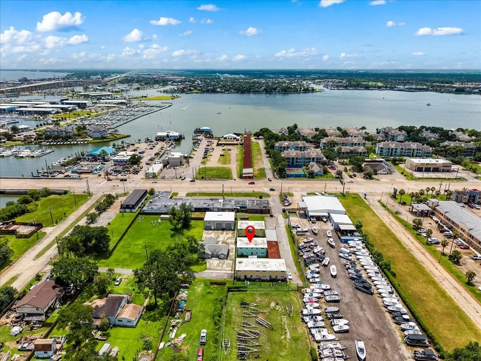 12-Unit Multifamily in Seabrook, TX, photo 1