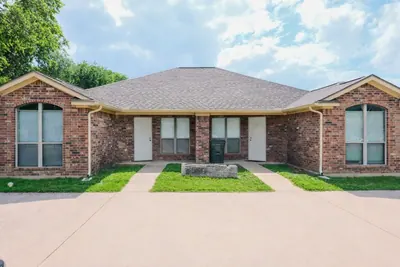 16-Unit Multifamily in Franklin, TX