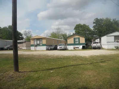 16-Unit Multifamily in Trinity, TX