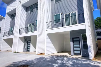8-Unit Multifamily in Austin, TX