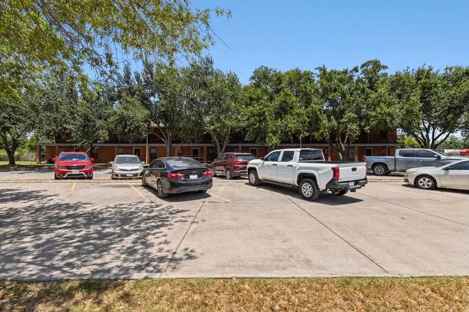 24-Unit Multifamily in La Feria, TX, photo 1