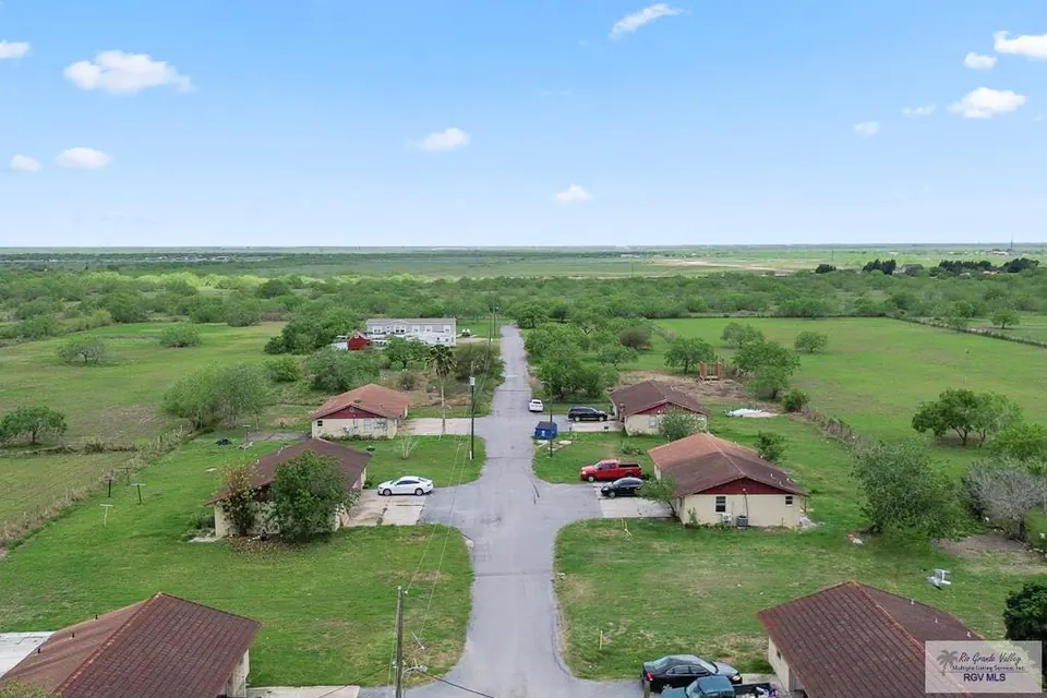 8-Unit Multifamily in Los Fresnos, TX, photo 1