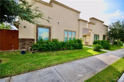 8-Unit Multifamily in Edinburg, TX