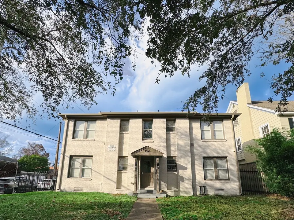 8-Unit Multifamily in Houston, TX, photo 1