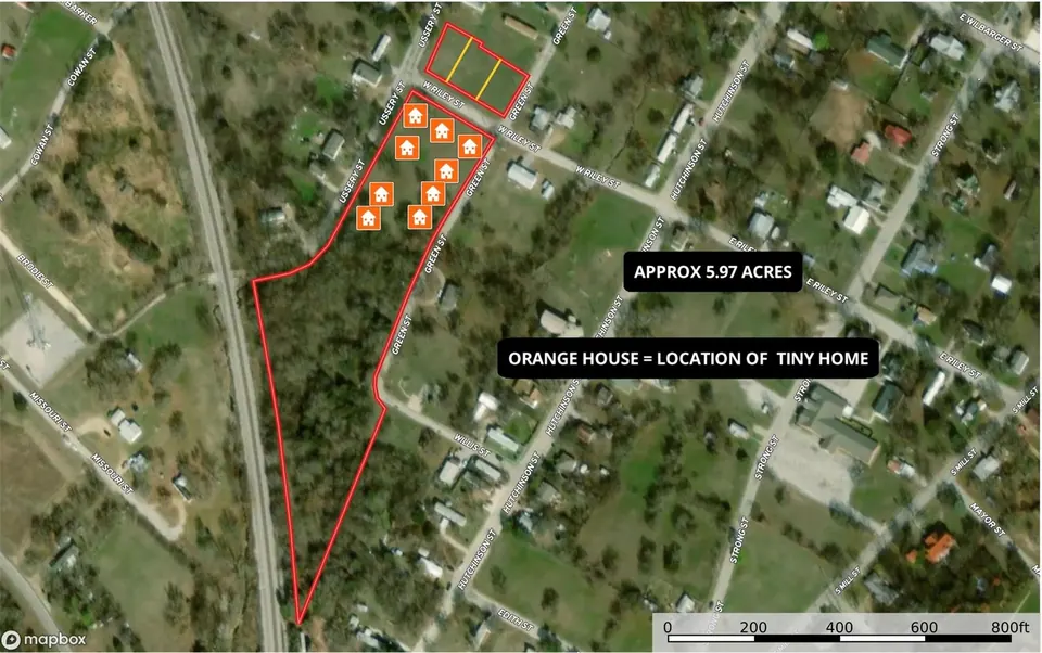 10-Unit Multifamily in Bowie, TX, photo 1
