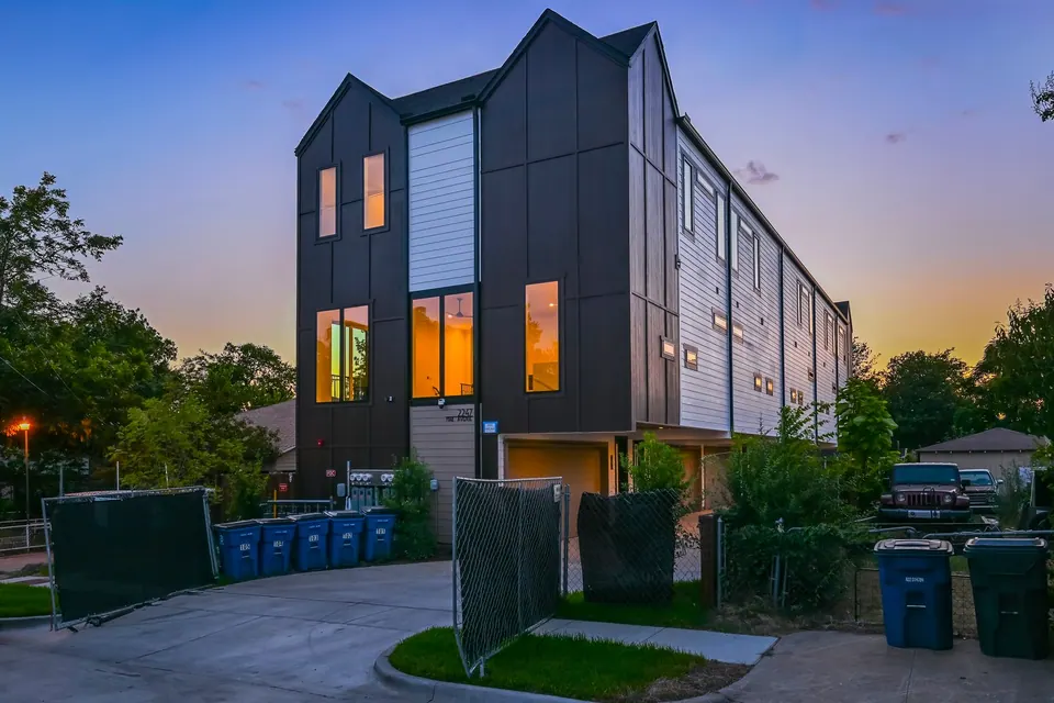 5-Unit Multifamily in Dallas, TX, photo 1