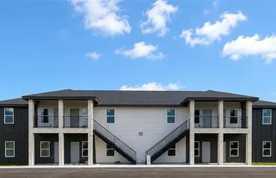 8-Unit Multifamily in Donna, TX, photo 1