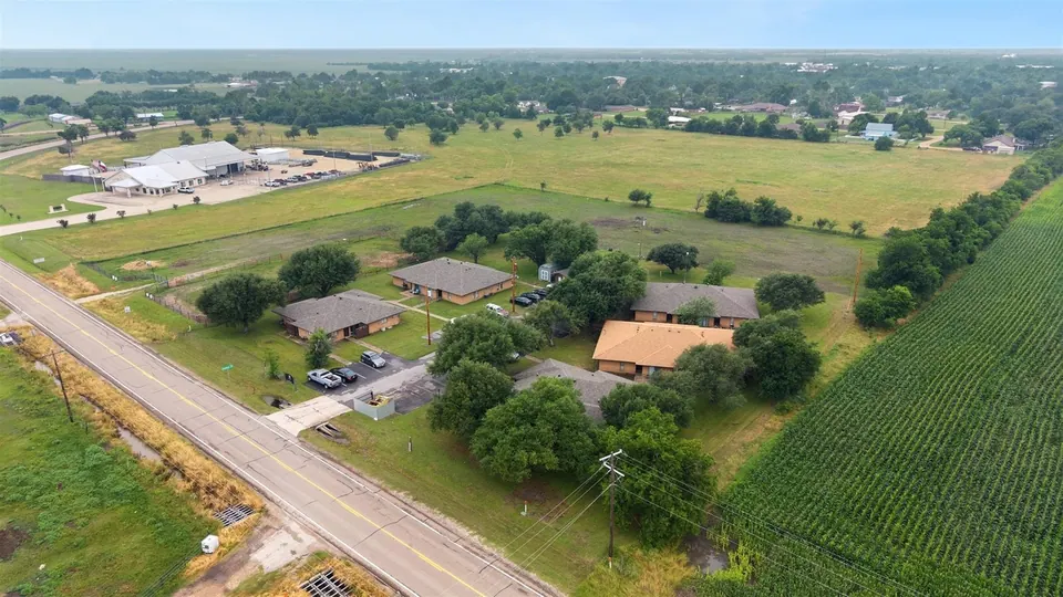 20-Unit Multifamily in Rosebud, TX, photo 1