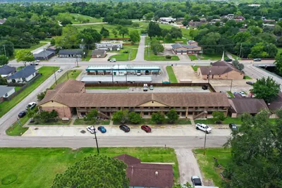 20-Unit Multifamily in Alvin, TX