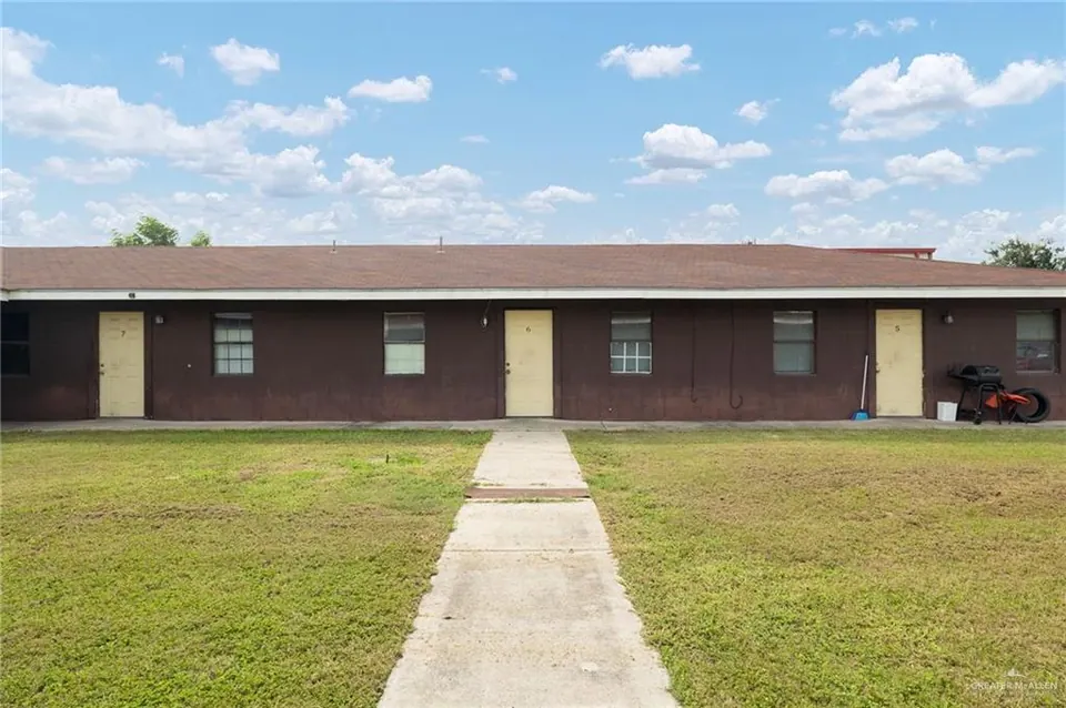 9-Unit Multifamily in Mission, TX, photo 1