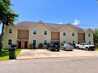 43-Unit Multifamily in Bacliff, TX