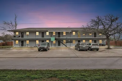 10-Unit Multifamily in Rockdale, TX
