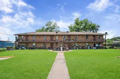 8-Unit Multifamily in Galena Park, TX
