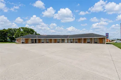 10-Unit Multifamily in Rosenberg, TX