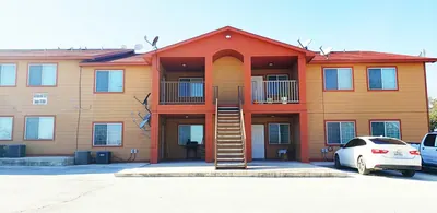 24-Unit Multifamily in Devine, TX